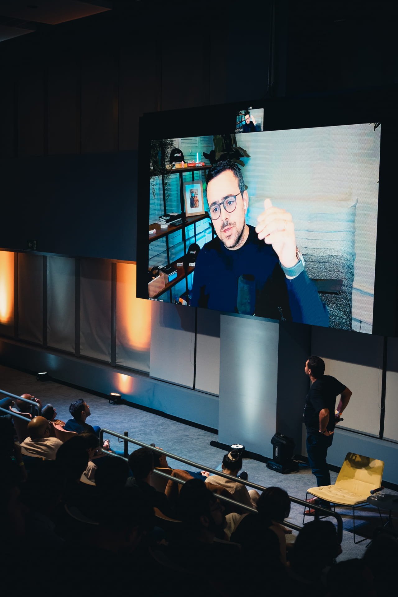 AI & Tech Leadership Summit 2025 @ Cubo Itaú SP — auditório lotado